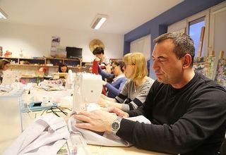 Szycie na maszynie Szycie na maszynie