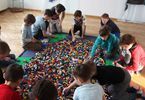 Robotyka i twórcze budowanie z klocków Lego