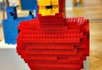 Czerwona kura z LEGO