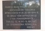 Płyta pamięci mężczyzn, poległych mieszkańców Targówka w 1944 roku