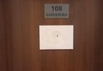 Zdjęcie: Tabliczka na drzwiach do garderoby gości Kuby Wojewódzkiego