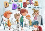 Grafika: kolorowy napis na Dzień Dziecka na Zaciszu, dzieci podczas malowania, pośród nich małych piesek
