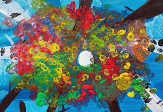 Praca namalowana farbami przedstawiająca drzewa, niebo i księżyc