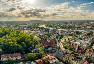 Zdjęcie Krakowa, foto: https://101countriesbefore50.com/polska/krakow-podgorze-atrakcje/