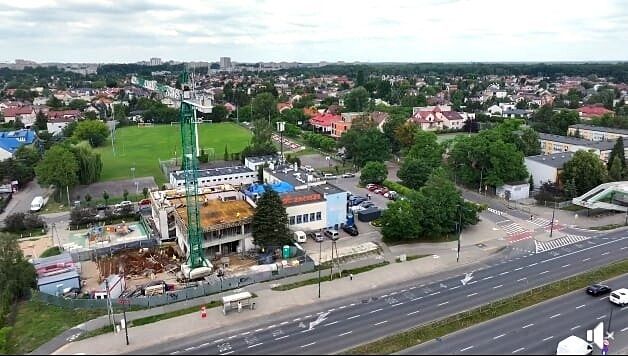 Panorama Zacisza z widokiem na ulicę Radzymińską, DK Zacisze oraz osiedle