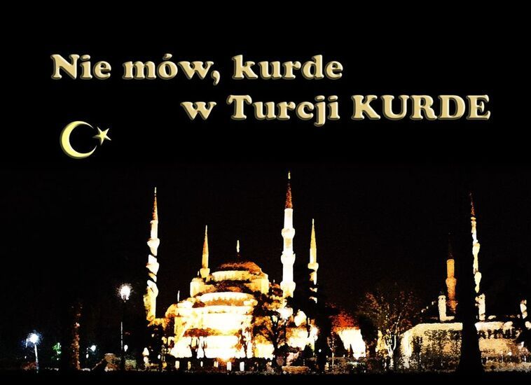 Zdjęcie nocą Stambułu