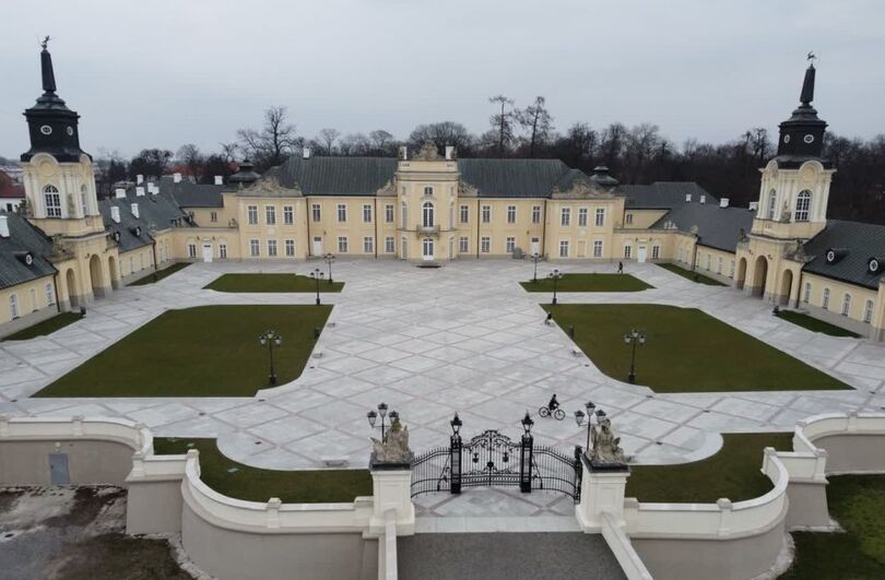 Zdjęcie pałacu w Radzyniu Podlaskim, foto:https://radio.lublin.pl/2024/07/zabytkowy-palac-w-radzyniu-podlaskim-wart-odwiedzin-zdjecia/